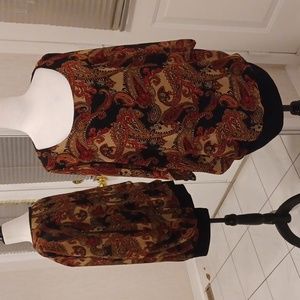 4/$30 Red, Tan & Black Floral Top - Size 2X (US18)